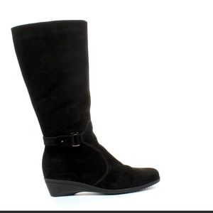 La canadienne suede boots